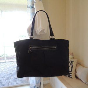 Coach Medium Tote with Pockets